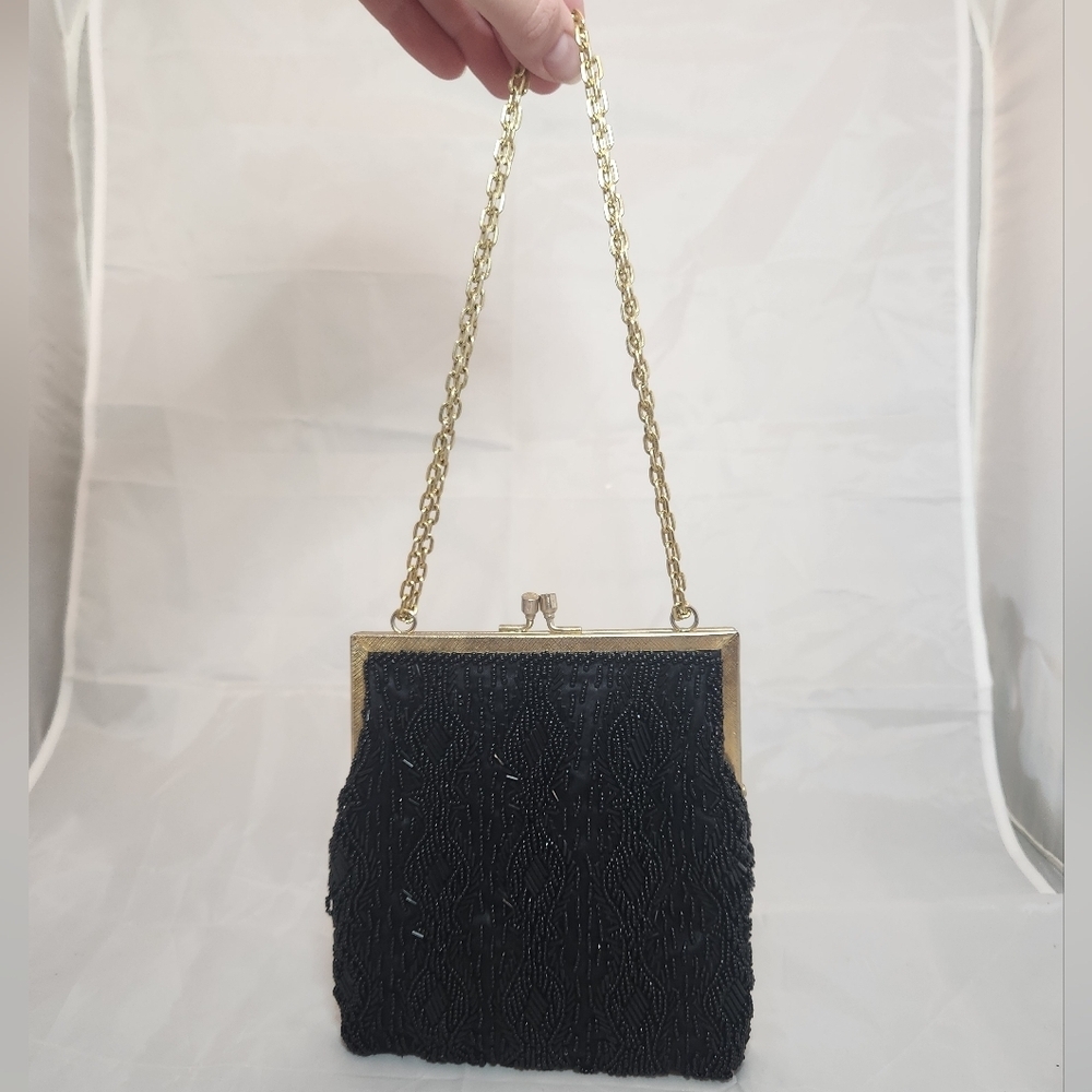 Vintage Black and Gold Beaded Purse w/ Adjustable chain strap Made in Hong Kong - Picture 3 of 7